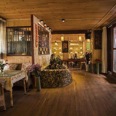 Secret Garden Hotel Lijiang  Bagian luar foto